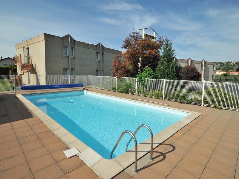 The Originals Access, Hotel Clermont-Ferrand Nord Châteaugay Exterior foto